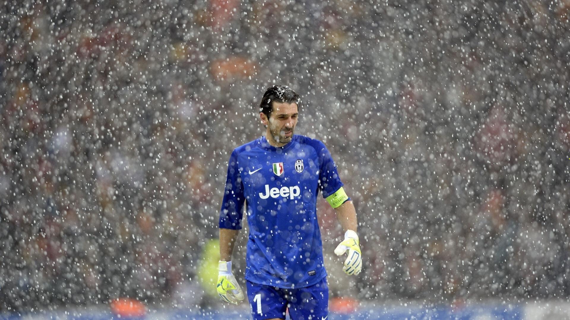 冰雪运动热潮席卷全国，青少年选手国际赛场崭露头角